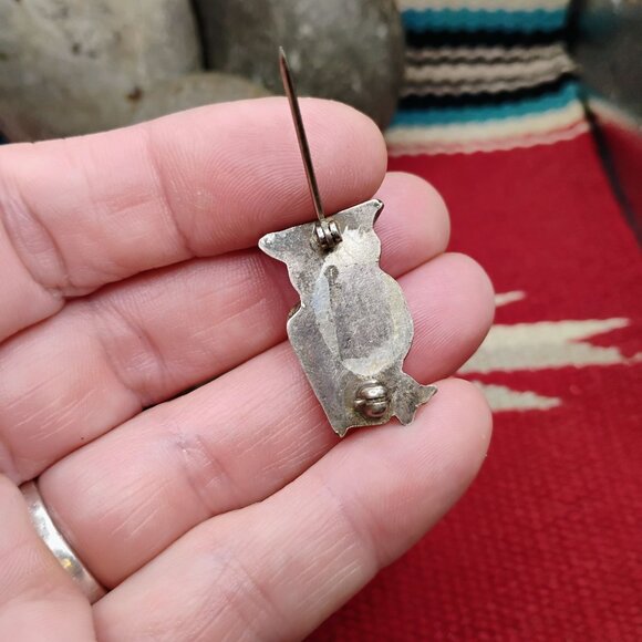 Vintage Native Zuni Inlay Gemstone Owl Brooch Pin Turquoise Coral Shell  - READ - Picture 3 of 4